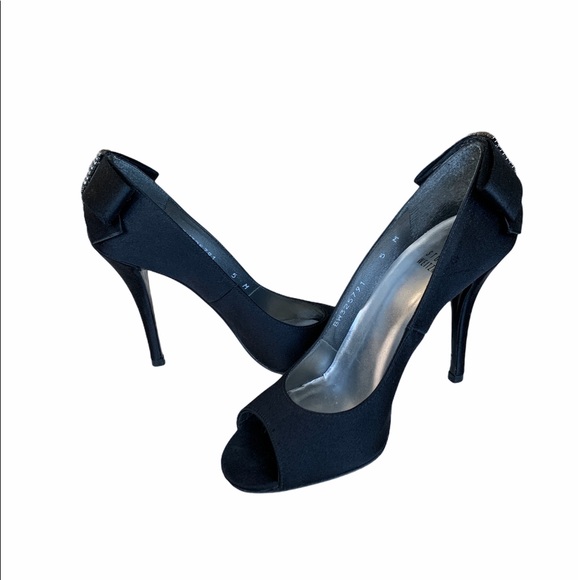 Stuart Weitzman black satin peep toe heels in sz 5 - Picture 5 of 6